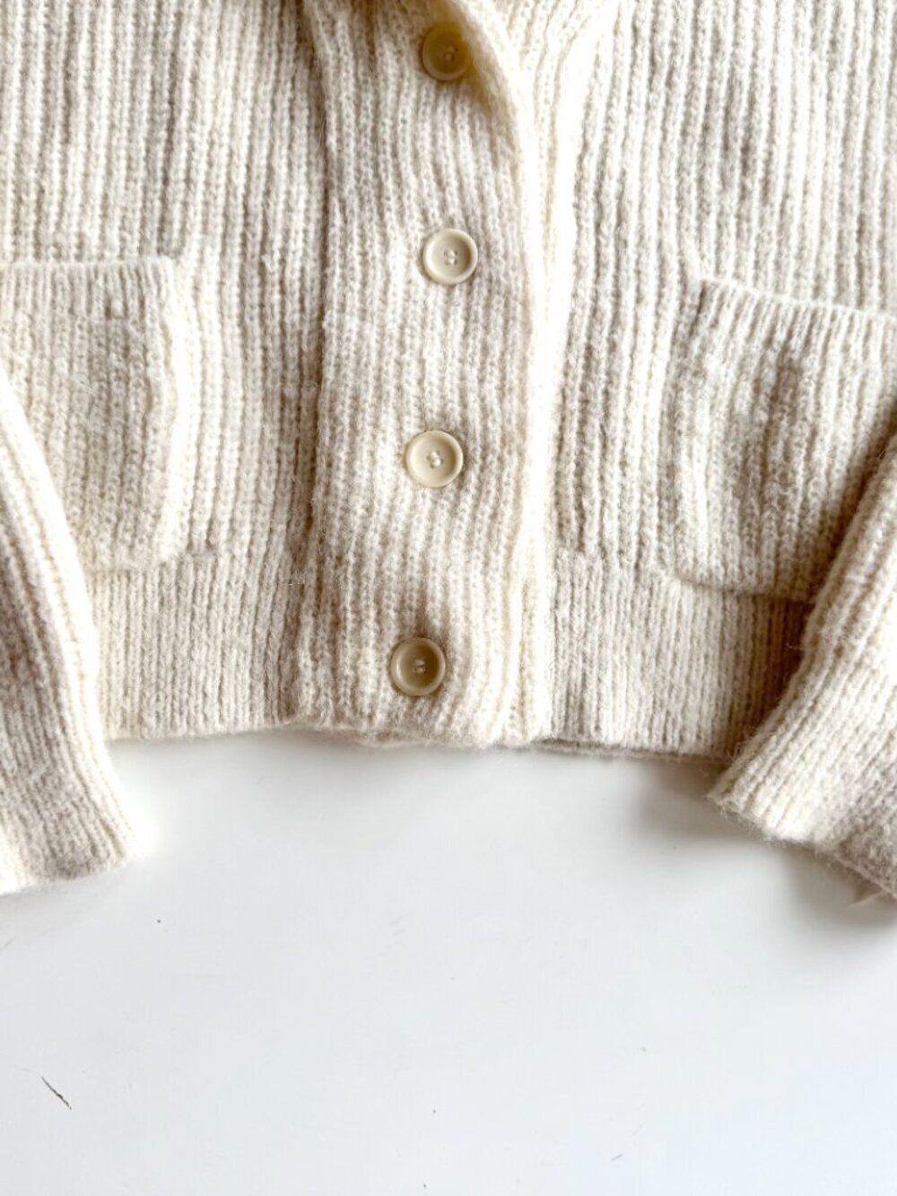 OZMA Sloan Brush Ivory Alpaca Blend Knit Cropped Shawl Cardigan Sweater, Size XS - Picture 10 of 13